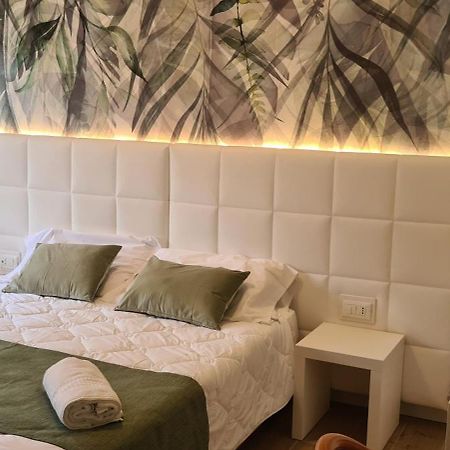 Hotel Eros Lignano Sabbiadoro Zewnętrze zdjęcie